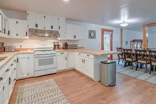 5276 Hwy 4, Hathaway Pines, CA 95233 - Photo 17