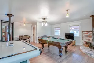 5276 Hwy 4, Hathaway Pines, CA 95233 - Photo 23