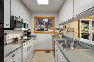 734 Utica Dr, Hathaway Pines, CA 95233 - Photo 11