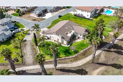 8340 Lake Shore Drive, Chowchilla, CA 93610 - Photo 27