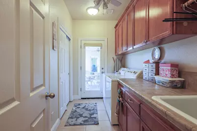 8340 Lake Shore Drive, Chowchilla, CA 93610 - Photo 19