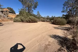 1713 S Long Hollow Ct S, Coarsegold, CA 93614 - Photo 1