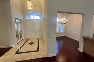 2563 W Fir Ave, Fresno, CA 93711 - Photo 5