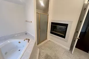 2563 W Fir Ave, Fresno, CA 93711 - Photo 23
