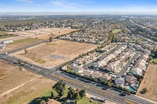 2908 Westport Cir, Oakdale, CA 95361 - Photo 59