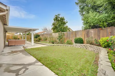 580 Shawn Vines Avenue, Oakdale, CA 95361 - Photo 37