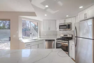 8158 Mesa Oak Way, Citrus Heights, CA 95610 - Photo 11