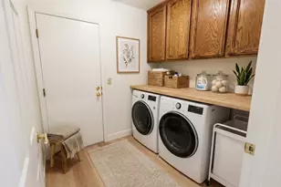 8775 Brittany Park Dr, Sacramento, CA 95828 - Photo 15