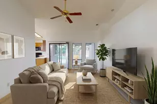 8775 Brittany Park Dr, Sacramento, CA 95828 - Photo 13