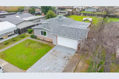 1595 E 26th Street, Merced, CA 95340 - Photo 3