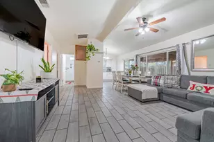 1595 E 26th St, Merced, CA 95340 - Photo 9