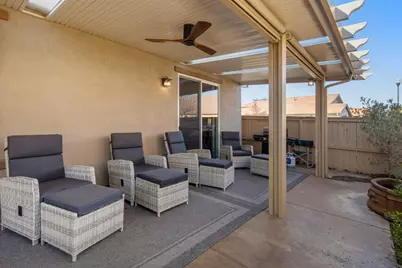 3390 Kennerleigh Parkway, Roseville, CA 95747 - Photo 43