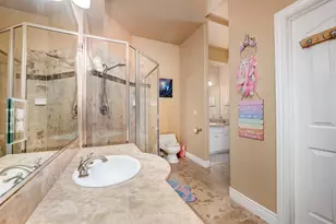 100 Englehart Dr, Folsom, CA 95630 - Photo 43