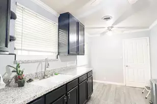 1915 W Harding Way, Stockton, CA 95203 - Photo 15