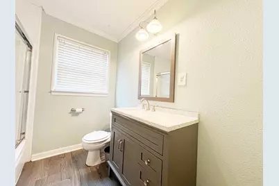 1915 W Harding Way, Stockton, CA 95203 - Photo 17