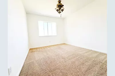 6152 Lemon Bell Way, Sacramento, CA 95824 - Photo 13