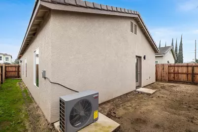 1415 Villa Way, Modesto, CA 95351 - Photo 37
