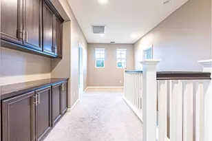 275 Barnhill Dr, Folsom, CA 95630 - Photo 11