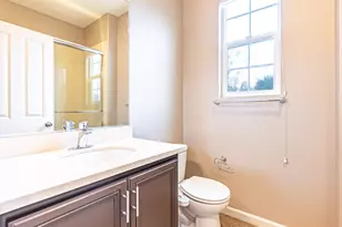 275 Barnhill Dr, Folsom, CA 95630 - Photo 23