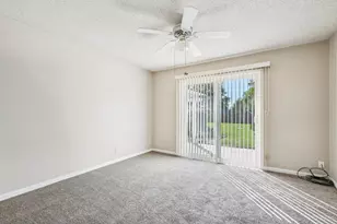 9380 Mirandy Dr, Sacramento, CA 95826 - Photo 21