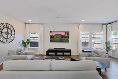 421 Daisy Avenue, Lodi, CA 95240 - Photo 5