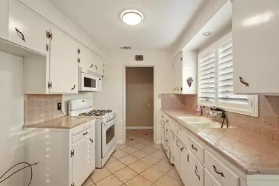 1007 Cardinal Street, Lodi, CA 95240 - Photo 9