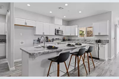 232 E Roseburg Avenue, Modesto, CA 95350 - Photo 9