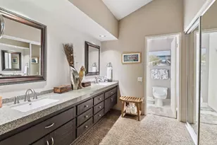 1911 Discovery Village Ln, Gold River, CA 95670 - Photo 27