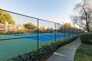 2200 Woodside Ln, Sacramento, CA 95825 - Photo 27