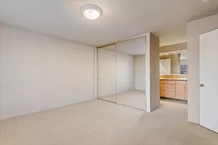 2200 Woodside Ln, Sacramento, CA 95825 - Photo 17