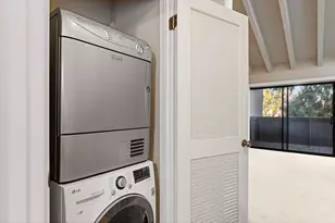 2200 Woodside Ln, Sacramento, CA 95825 - Photo 19