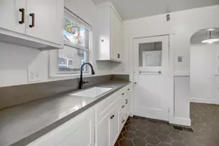 2683 Harkness St, Sacramento, CA 95818 - Photo 9