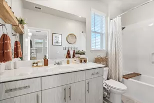 10751 Portico Cir, Rancho Cordova, CA 95670 - Photo 17