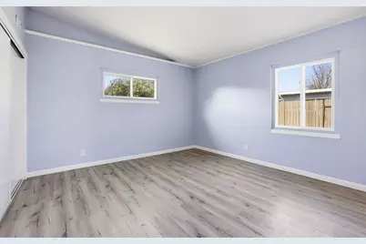 5404 57th Street, Sacramento, CA 95820 - Photo 5