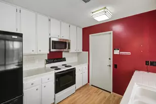 704 Dunbarton Cir, Sacramento, CA 95825 - Photo 19