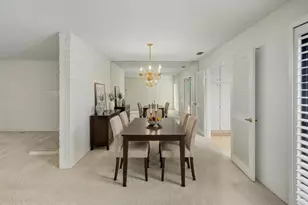 704 Dunbarton Cir, Sacramento, CA 95825 - Photo 5