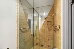 704 Dunbarton Cir, Sacramento, CA 95825 - Photo 35