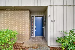 704 Dunbarton Cir, Sacramento, CA 95825 - Photo 3