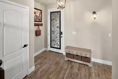 209 Vanney Court, Roseville, CA 95661 - Photo 5