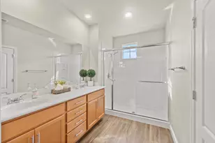 3849 Miners Ravine Dr, Roseville, CA 95661 - Photo 21