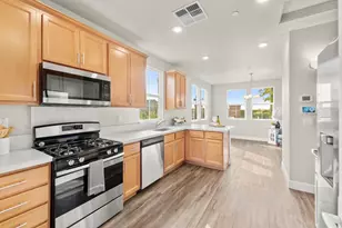 3849 Miners Ravine Dr, Roseville, CA 95661 - Photo 13