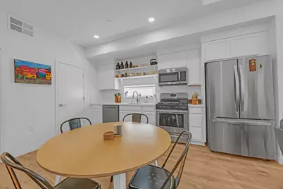 2431 Cleat Lane #301, Sacramento, CA 95818 - Photo 7