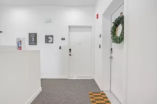 2431 Cleat Ln, Sacramento, CA 95818 - Photo 1