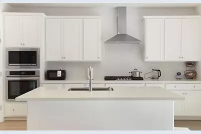 7048 Blue Bay Lane, Stockton, CA 95219 - Photo 9