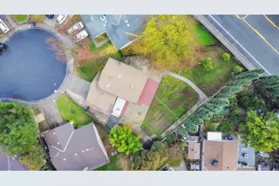 9444 Medallion Way, Sacramento, CA 95826 - Photo 37