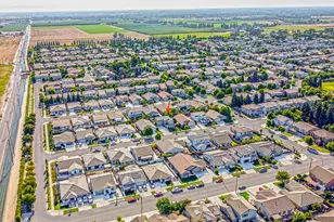 4638 Cherry Blossom Ln, Turlock, CA 95382 - Photo 25