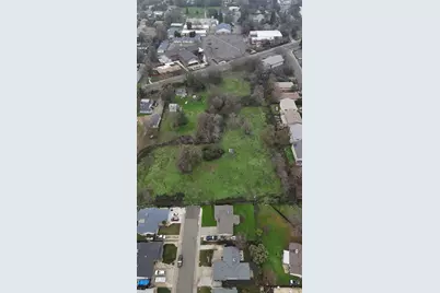 7852 Old Auburn Road, Citrus Heights, CA 95610 - Photo 3
