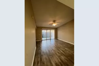 7956 Orchard Woods Circle, Sacramento, CA 95828 - Photo 7