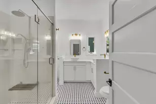 1045 35th St, Sacramento, CA 95816 - Photo 43