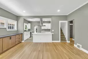 1045 35th St, Sacramento, CA 95816 - Photo 15